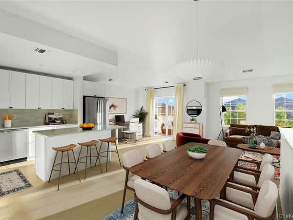 3-17 Endeavor Place , Unit C, College Point, NY 11356