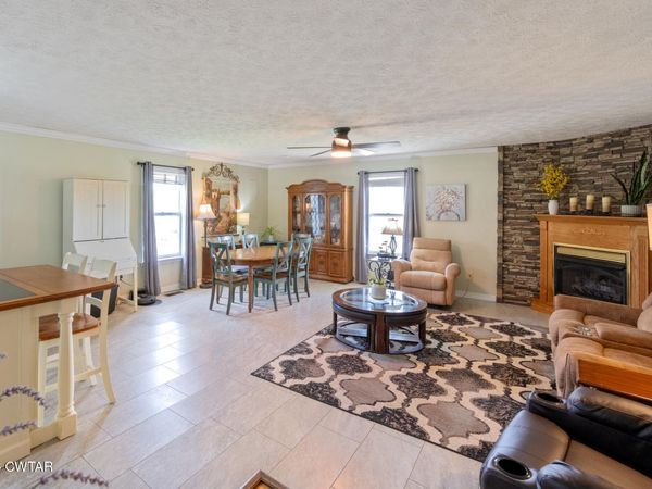 55 Sunshine Cove, Scotts Hill, TN 38374
