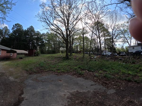 131 Old Pinson Road , Jackson, TN 38301