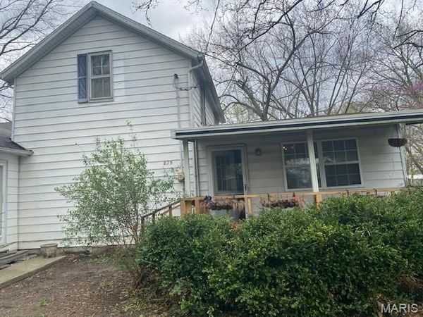 285 W 2nd Street, Oakdale, IL 62268