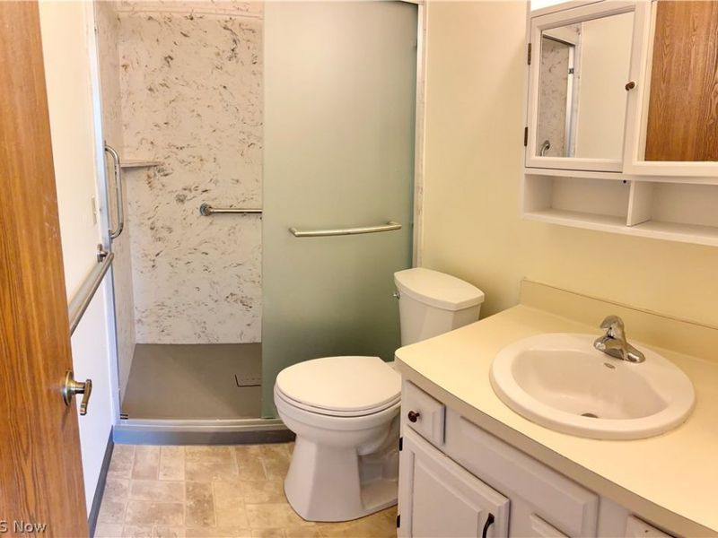 9811 Willow Lane, Unit 3, Concord Township, OH 44060 Photo 11