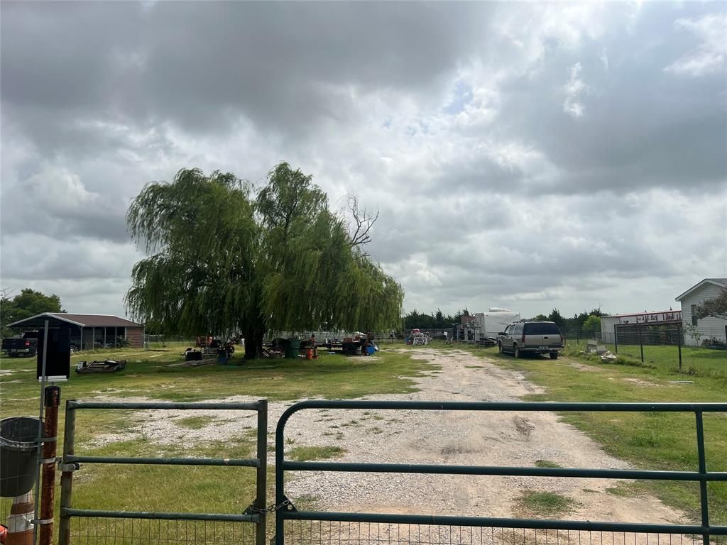 1461 County Road 697, Farmersville, TX 75442 Main Photo