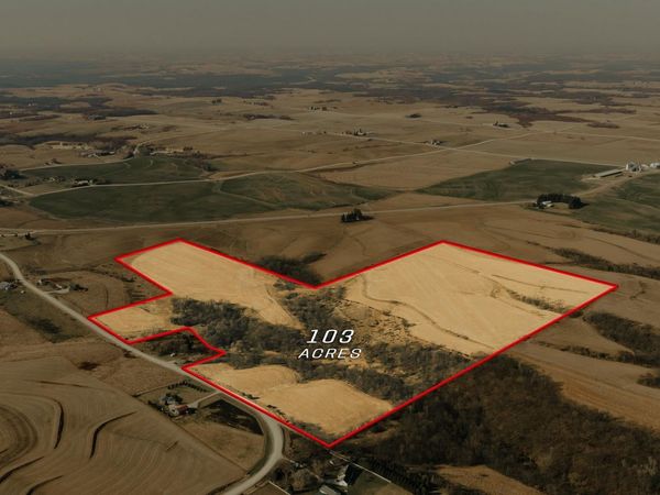 00 Maud, Waukon, IA 52172