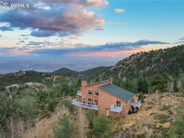 6009 Olympic Road, Manitou Springs, CO 80829