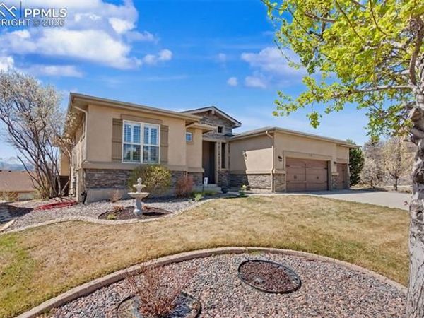 2171 Diamond Creek Drive, Colorado Springs, CO 80921