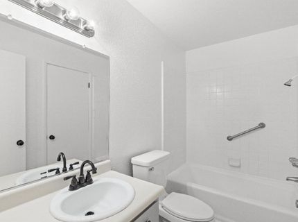 2016 Zeeland Ct, Modesto, CA 95356 Photo