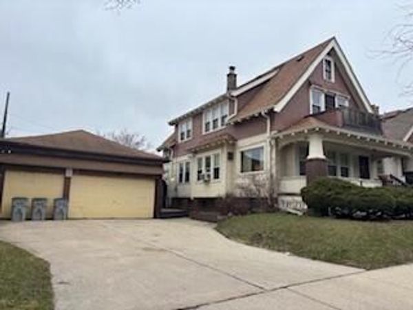 3127 N 16th STREET, Milwaukee, WI 53206