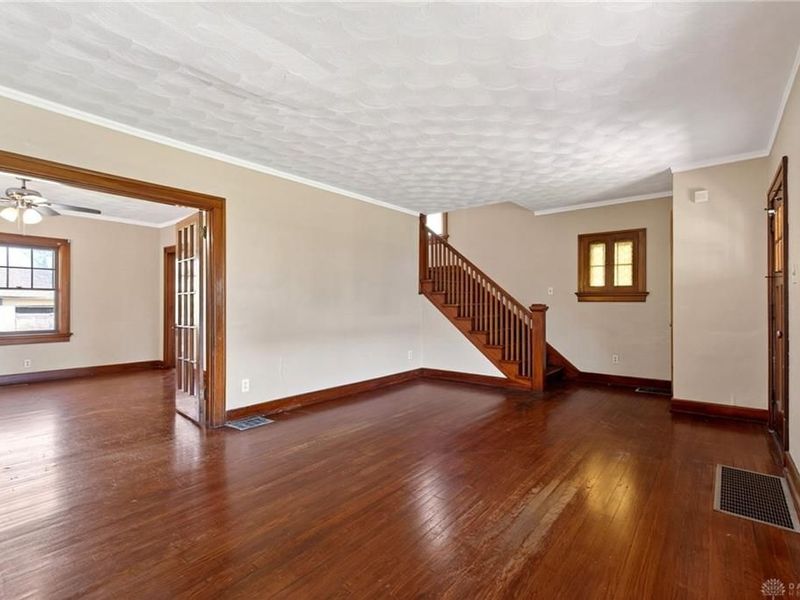 125 E Siebenthaler Avenue, Dayton, OH 45405 Photo 10