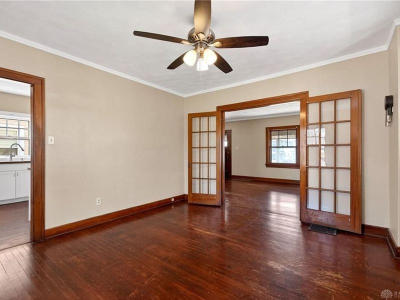 125 E Siebenthaler Avenue, Dayton, OH 45405 Photo 13