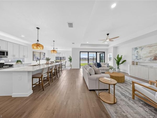 21082 Verawood LOOP, ESTERO, FL 33928