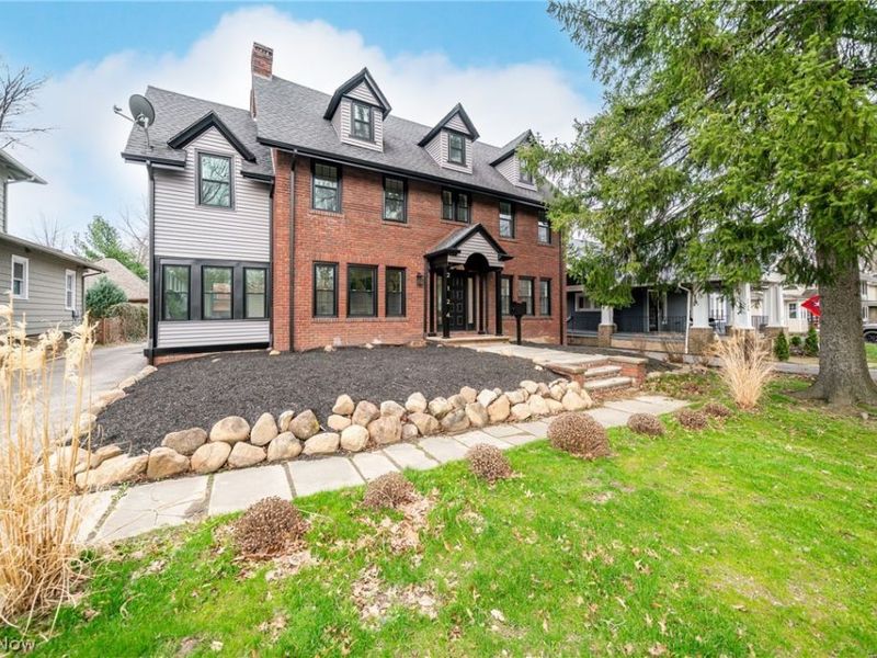2124 Lamberton Road, Cleveland Heights, OH 44118 Photo 1