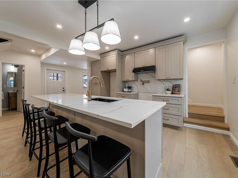 2124 Lamberton Road, Cleveland Heights, OH 44118 Photo 13