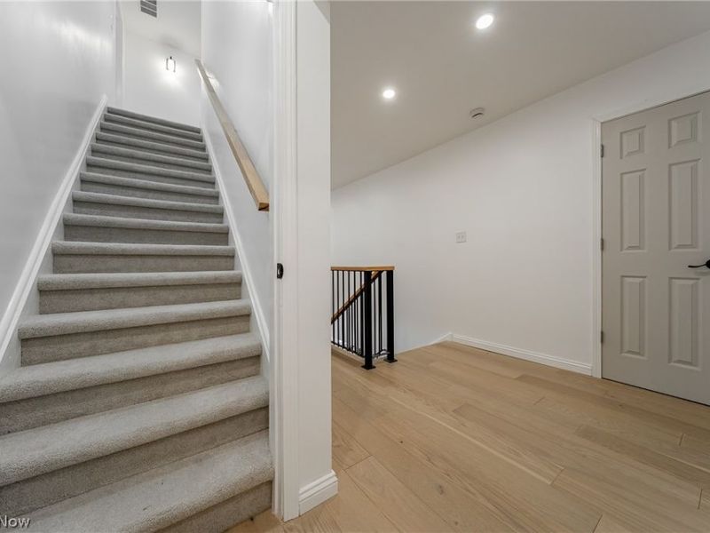 2124 Lamberton Road, Cleveland Heights, OH 44118 Photo 32