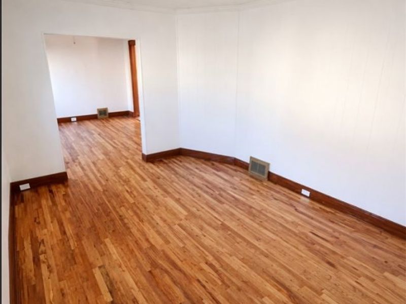 16224 Huntmere Avenue, Cleveland, OH 44110 Photo 2