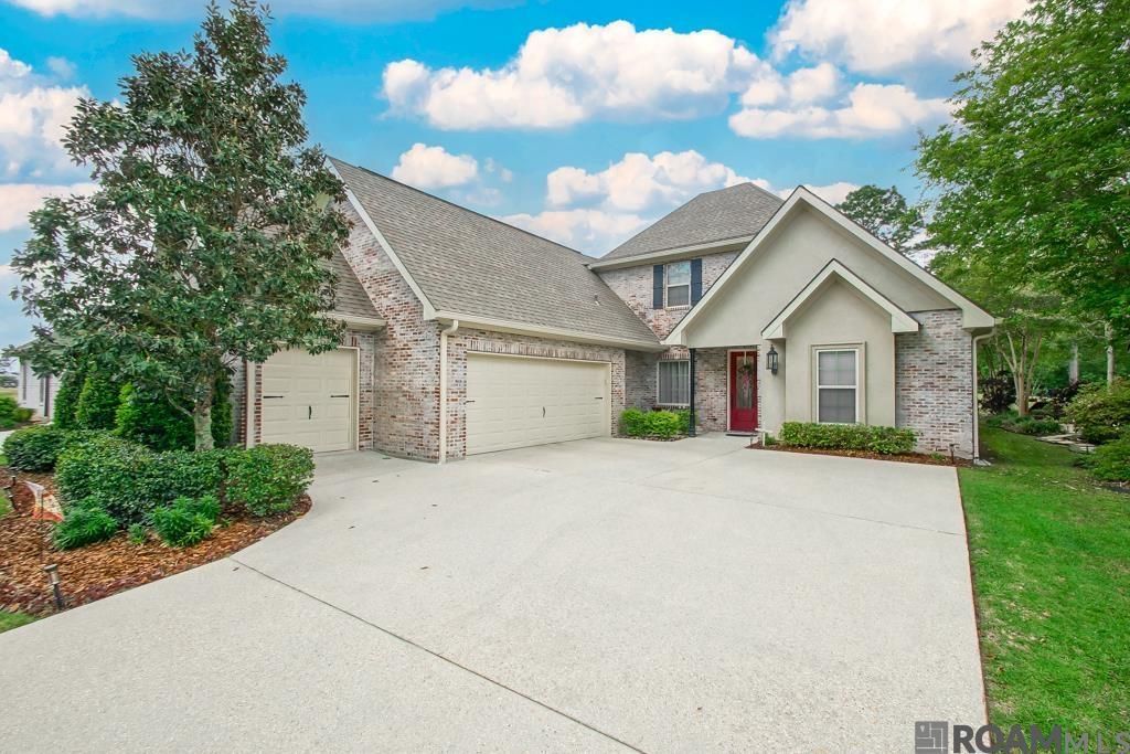 23745 Carter Trace, Springfield, LA 70462 Main Photo