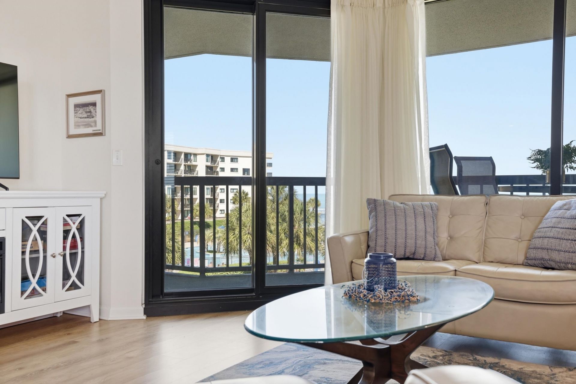 709 Retreat Beach Circle Photo 10