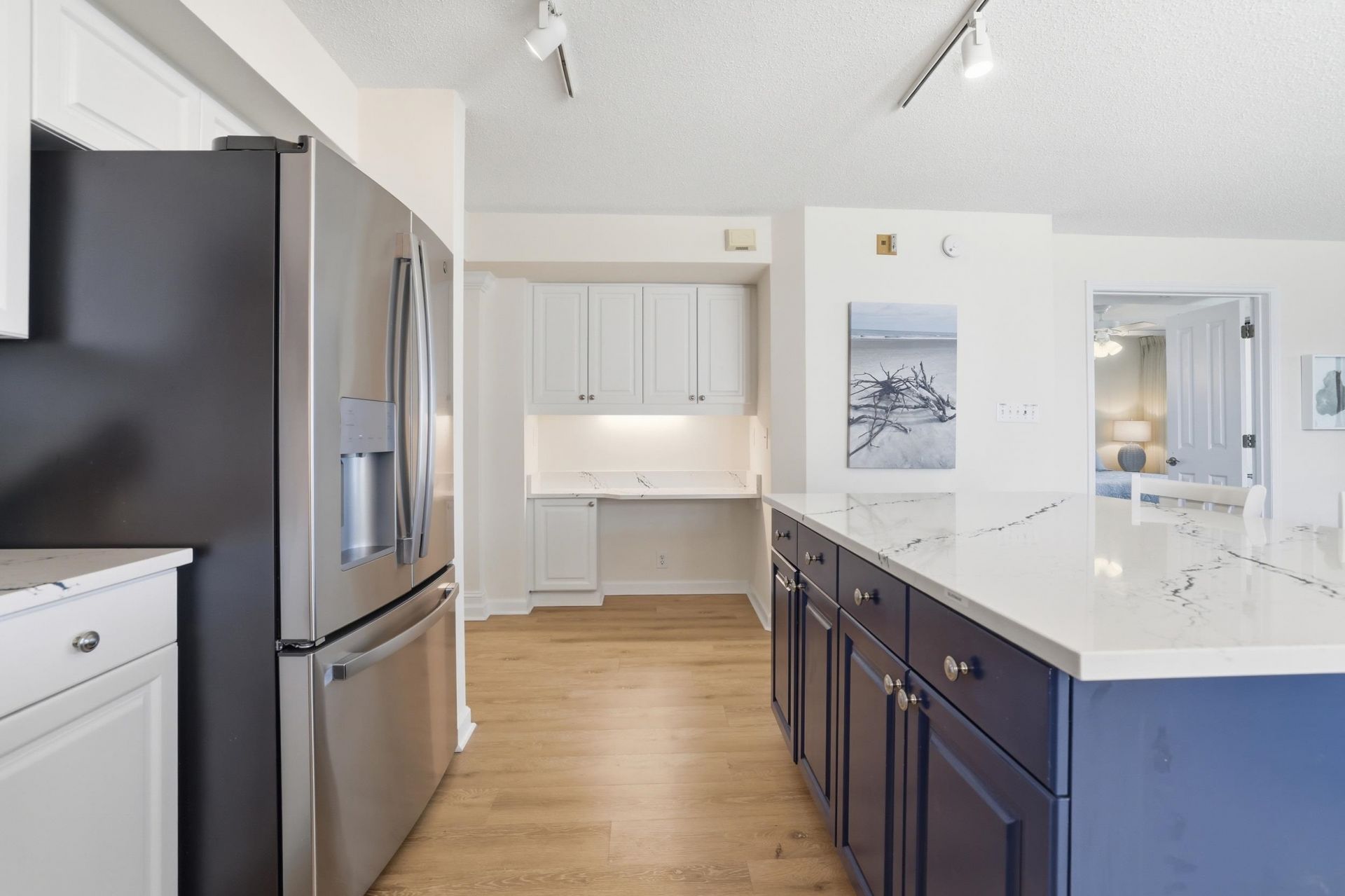 709 Retreat Beach Circle Photo 18