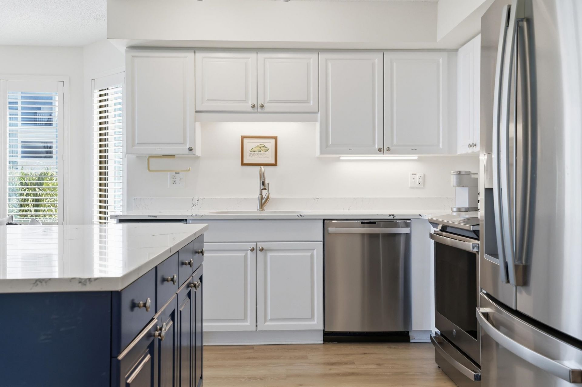 709 Retreat Beach Circle Photo 19