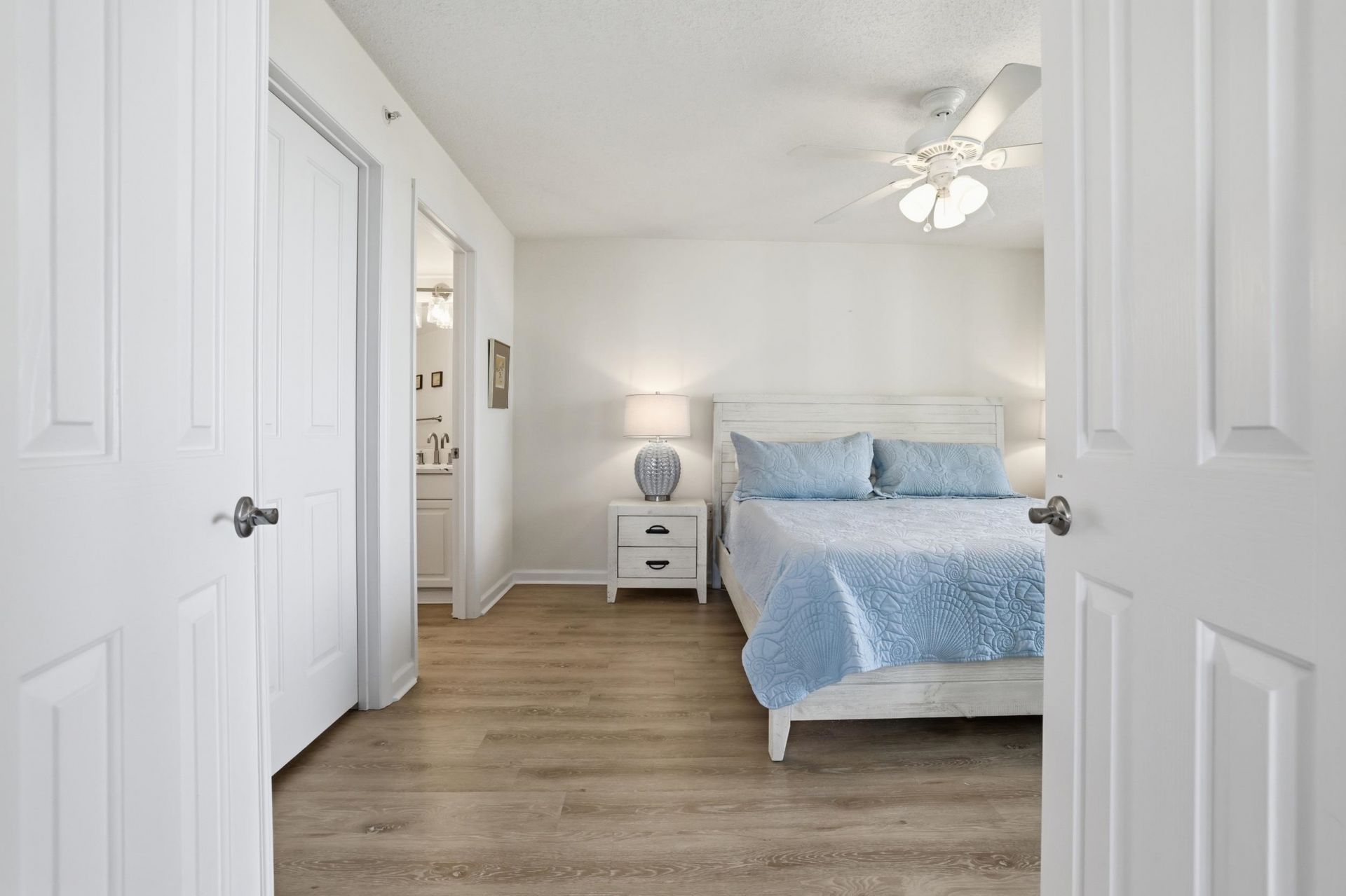 709 Retreat Beach Circle Photo 27