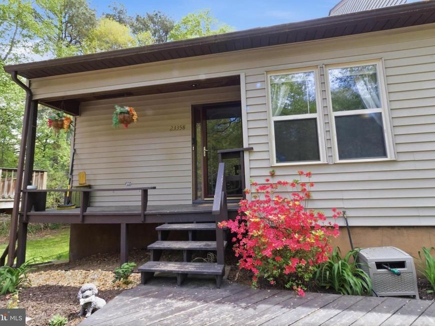 23358 Black Oak Court, California, MD 20619 Main Photo