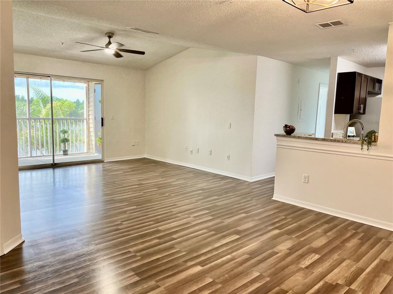 1939 Summer Club Apt Drive, Unit 315, Oviedo, FL 32765 Photo