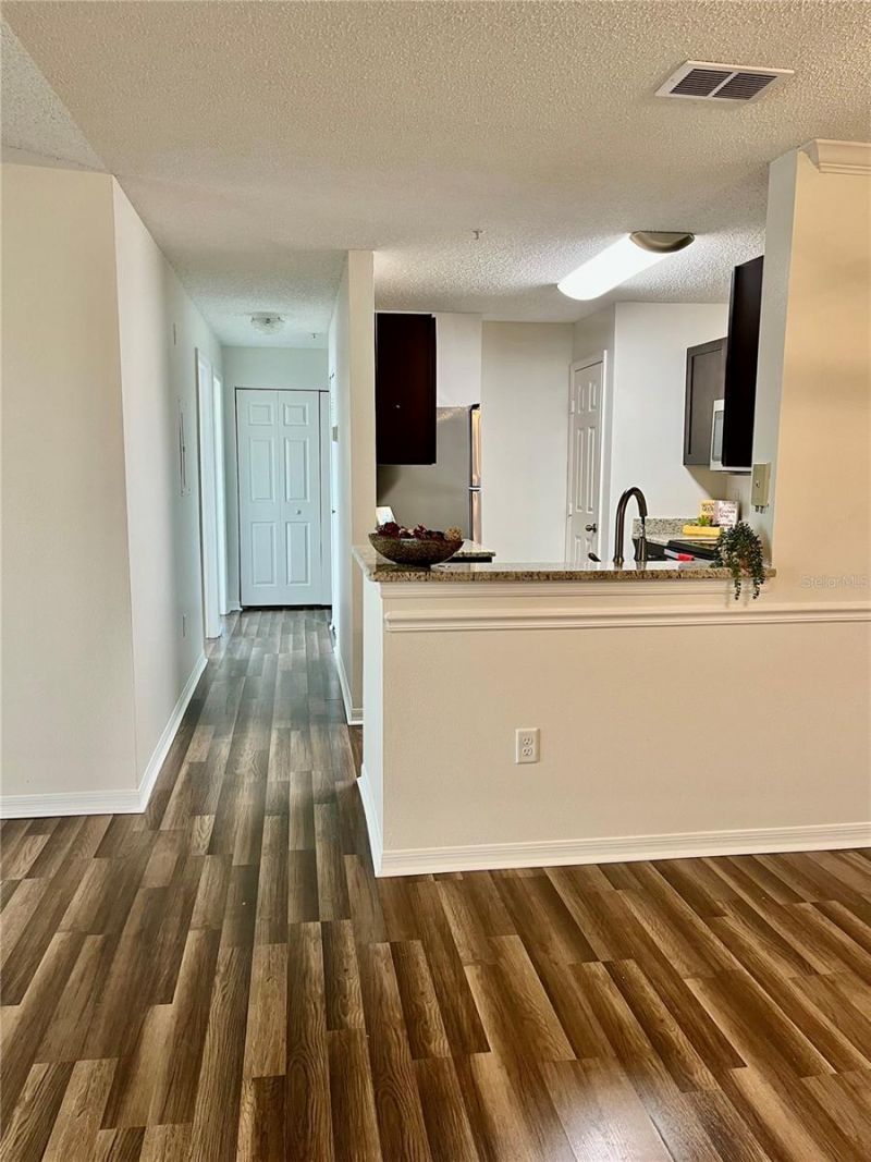 1939 Summer Club Apt Drive, Unit 315, Oviedo, FL 32765 Photo