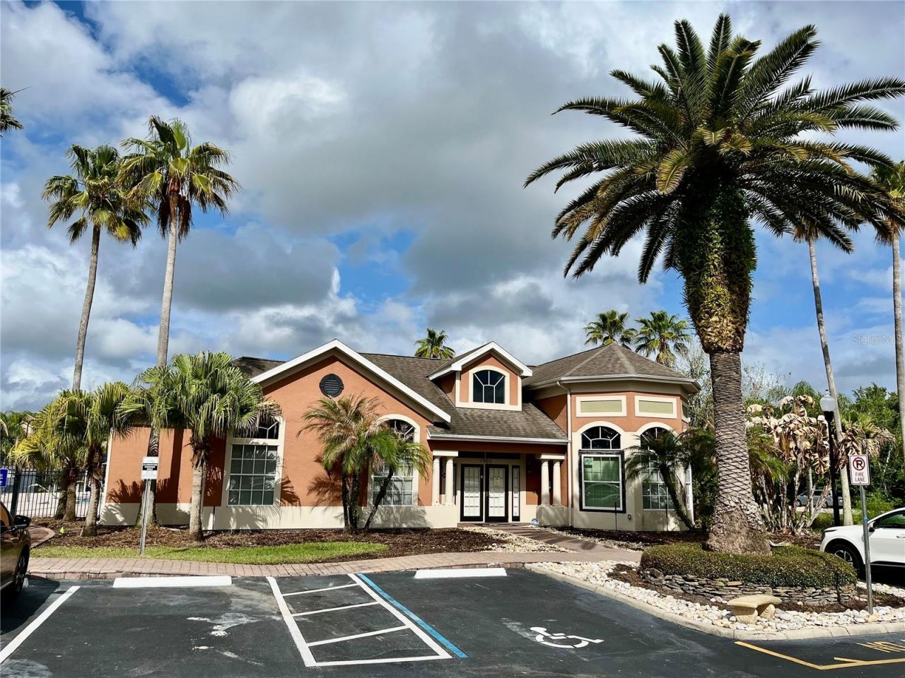 1939 Summer Club Apt Drive, Unit 315, Oviedo, FL 32765 Photo