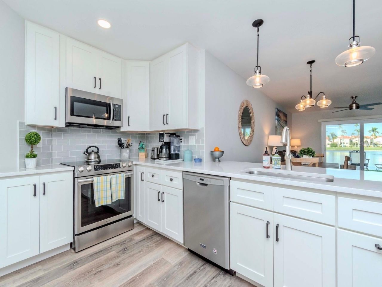 6100 Bahia Del Mar Circle, Unit 102, Saint Petersburg, FL 33715 Photo