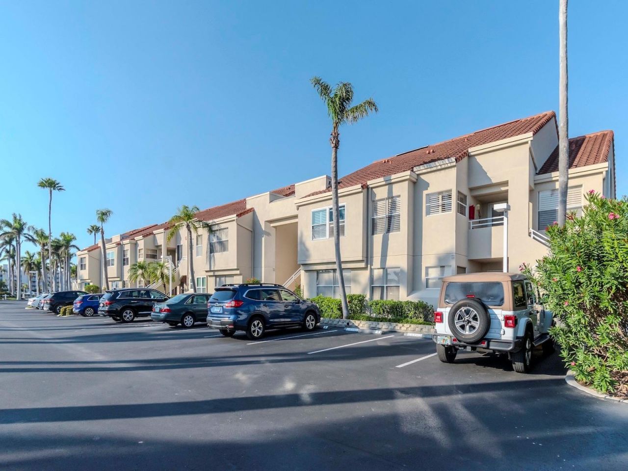 6100 Bahia Del Mar Circle, Unit 102, Saint Petersburg, FL 33715 Photo