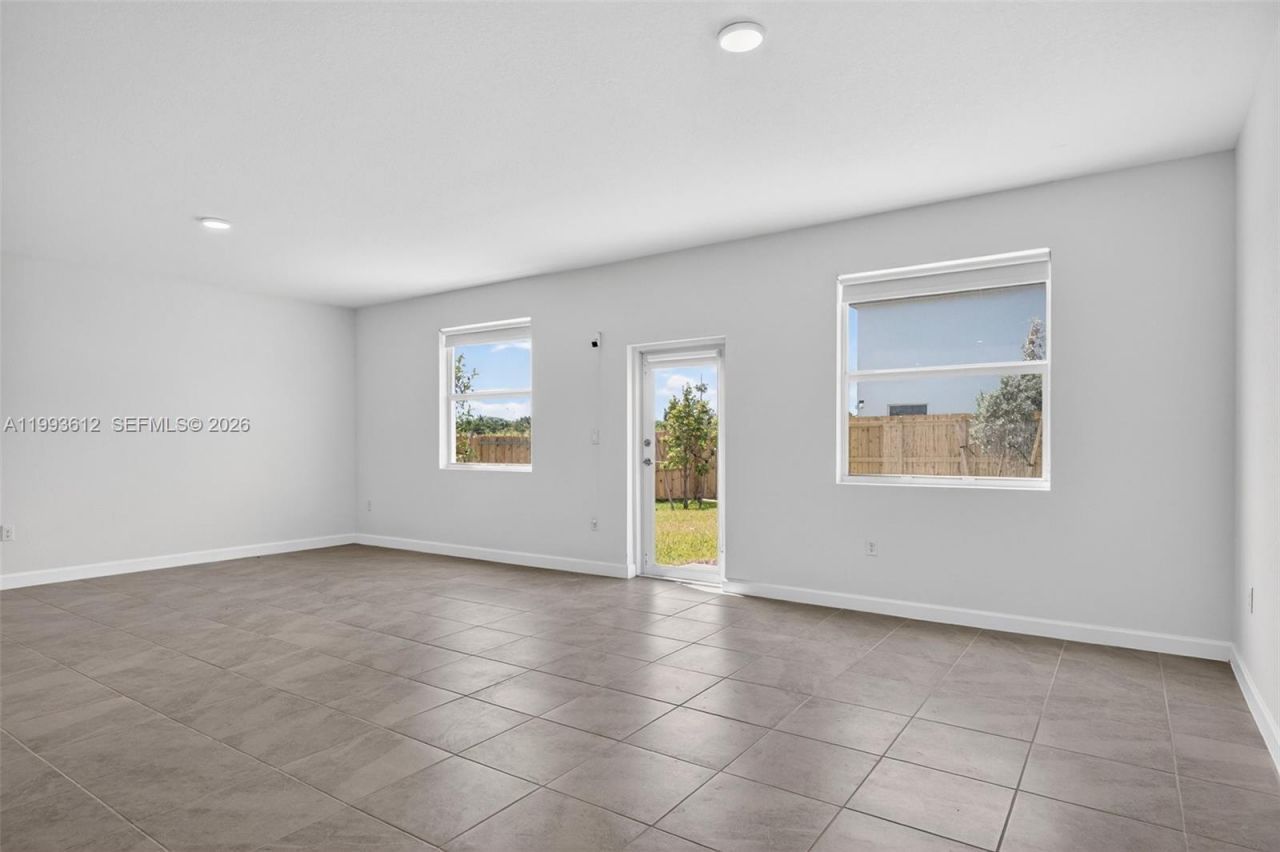 19404 SW 339th Ter, Homestead, FL 33034 Photo