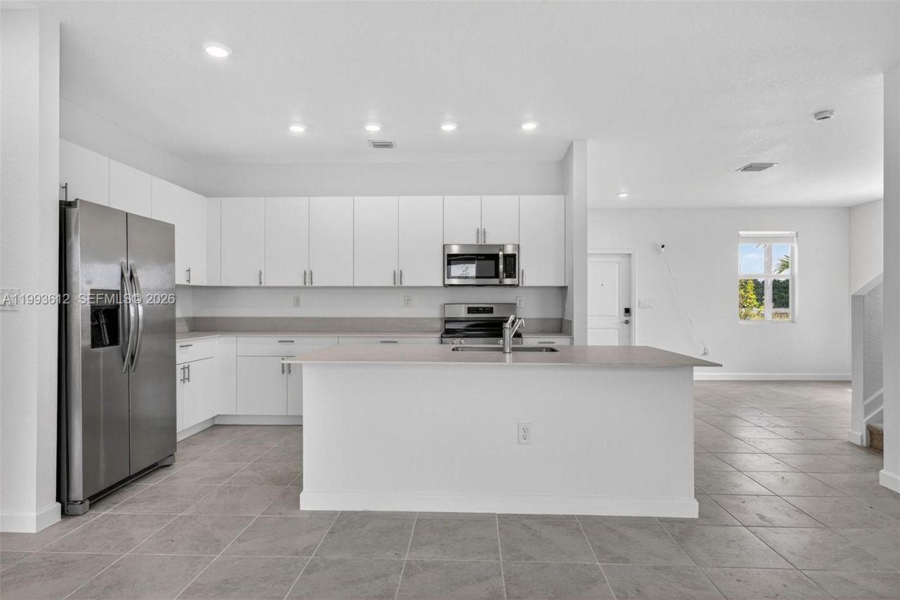 19404 SW 339th Ter, Homestead, FL 33034 Photo