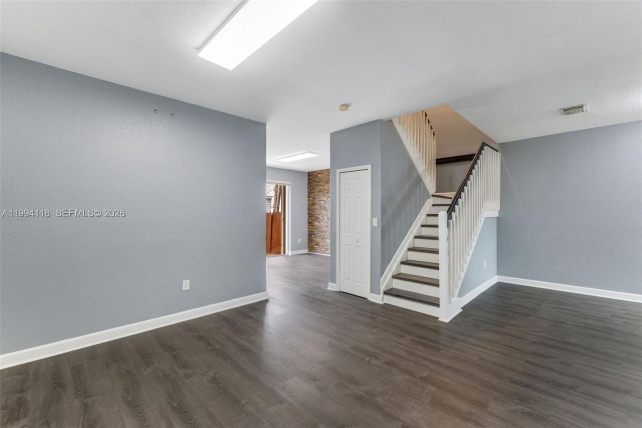 11507 NW 77th St , Doral, FL 33178 Photo