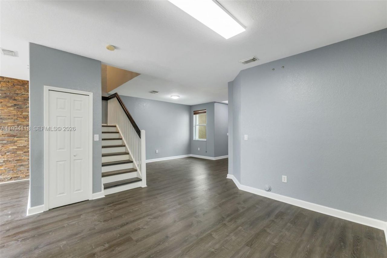 11507 NW 77th St , Doral, FL 33178 Photo