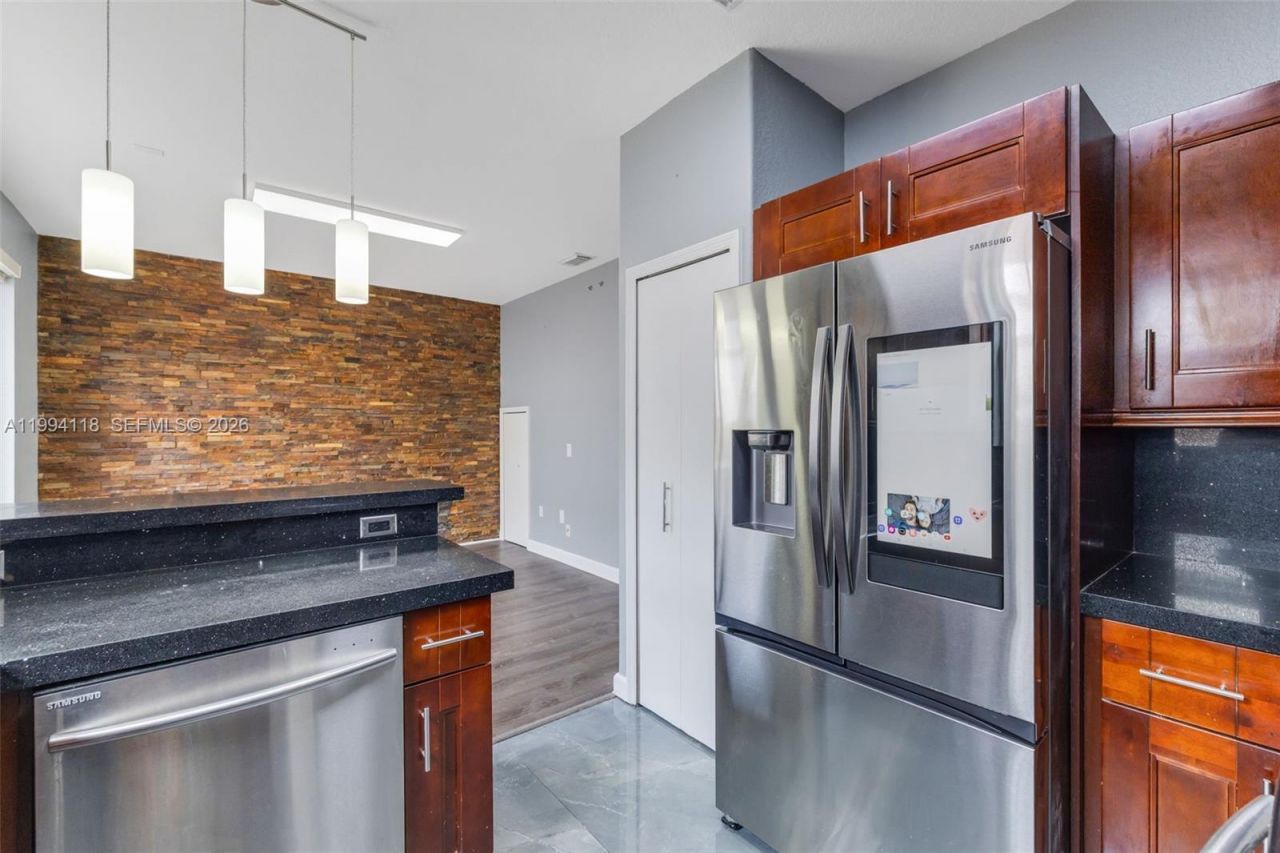 11507 NW 77th St , Doral, FL 33178 Photo