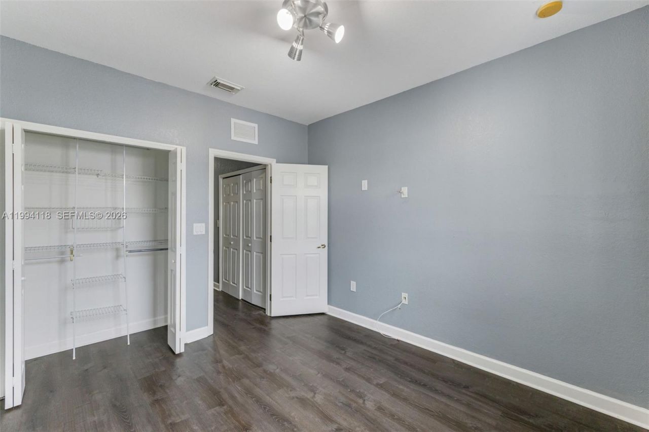 11507 NW 77th St , Doral, FL 33178 Photo