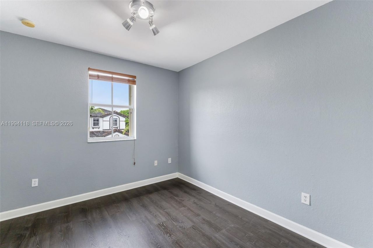 11507 NW 77th St , Doral, FL 33178 Photo