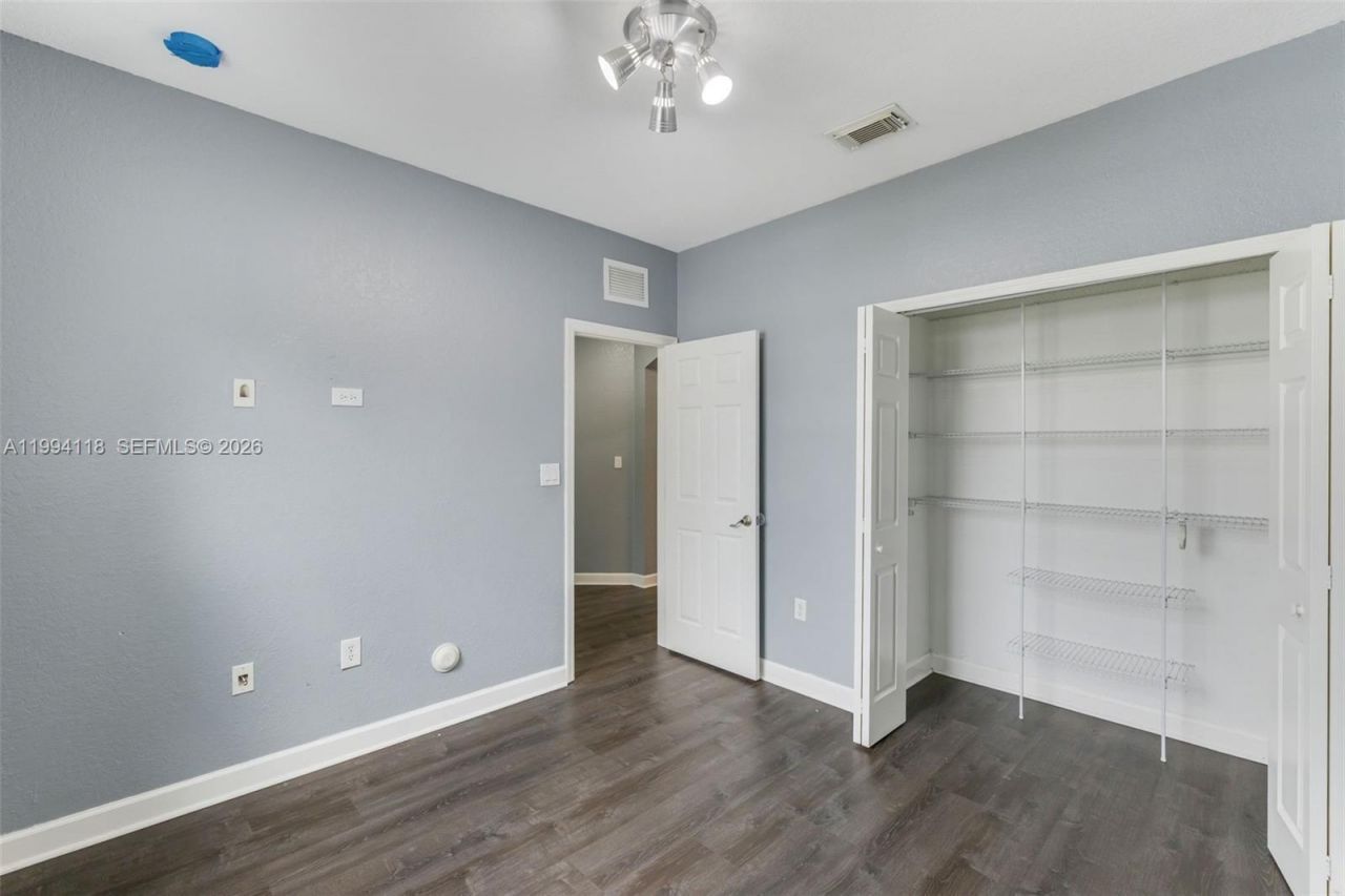 11507 NW 77th St , Doral, FL 33178 Photo