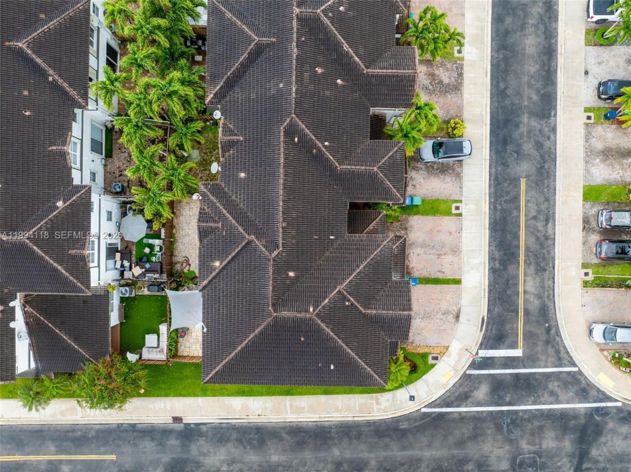 11507 NW 77th St , Doral, FL 33178 Photo