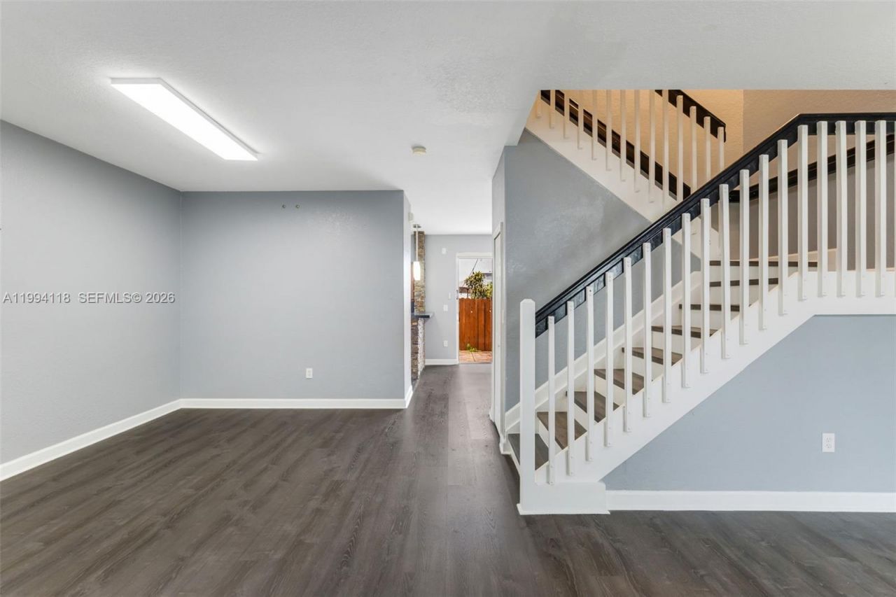 11507 NW 77th St , Doral, FL 33178 Photo