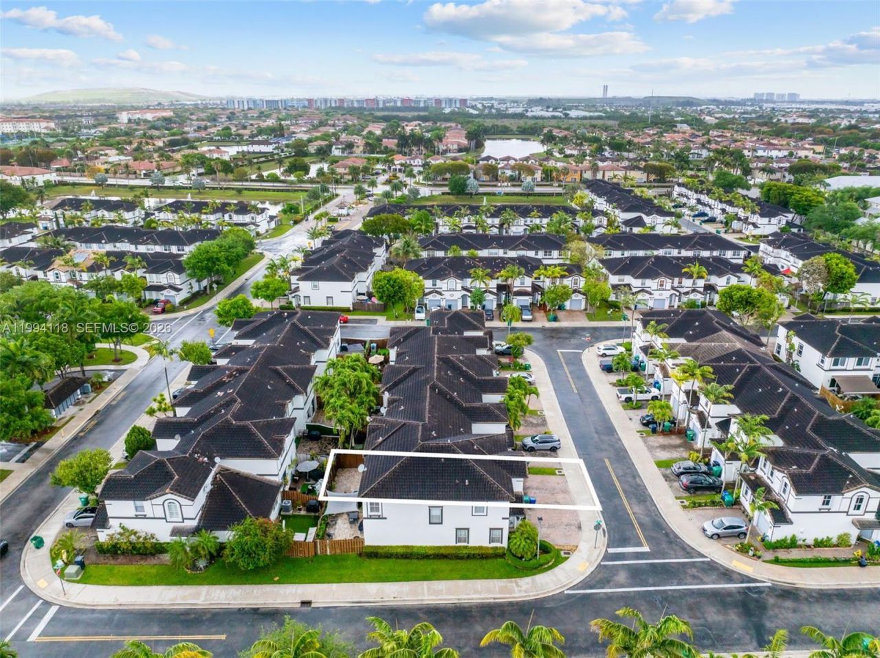 11507 NW 77th St , Doral, FL 33178 Photo