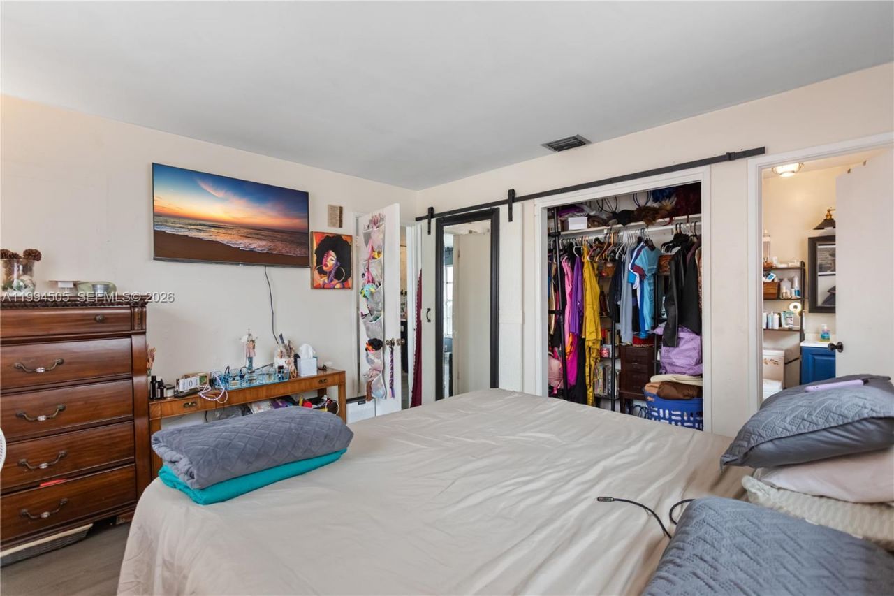 1000 NW 23rd Ter, Pompano Beach, FL 33069 Photo