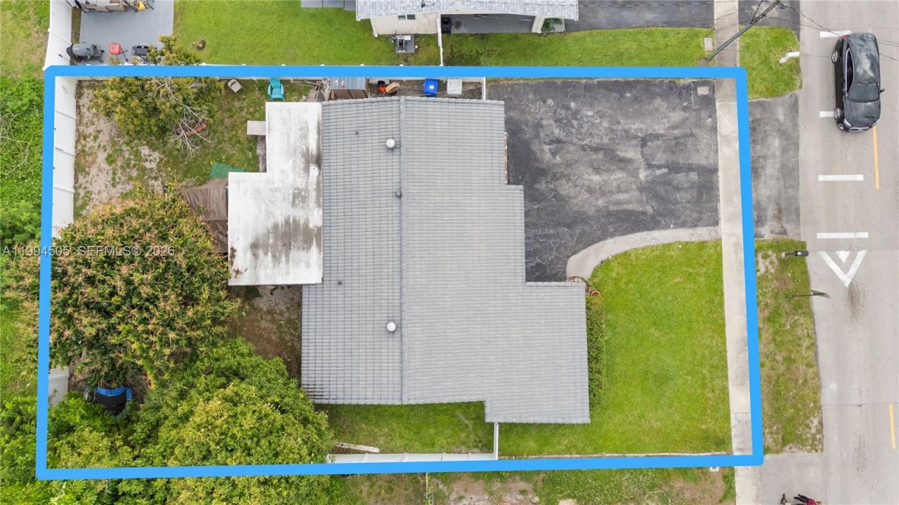 1000 NW 23rd Ter, Pompano Beach, FL 33069 Photo