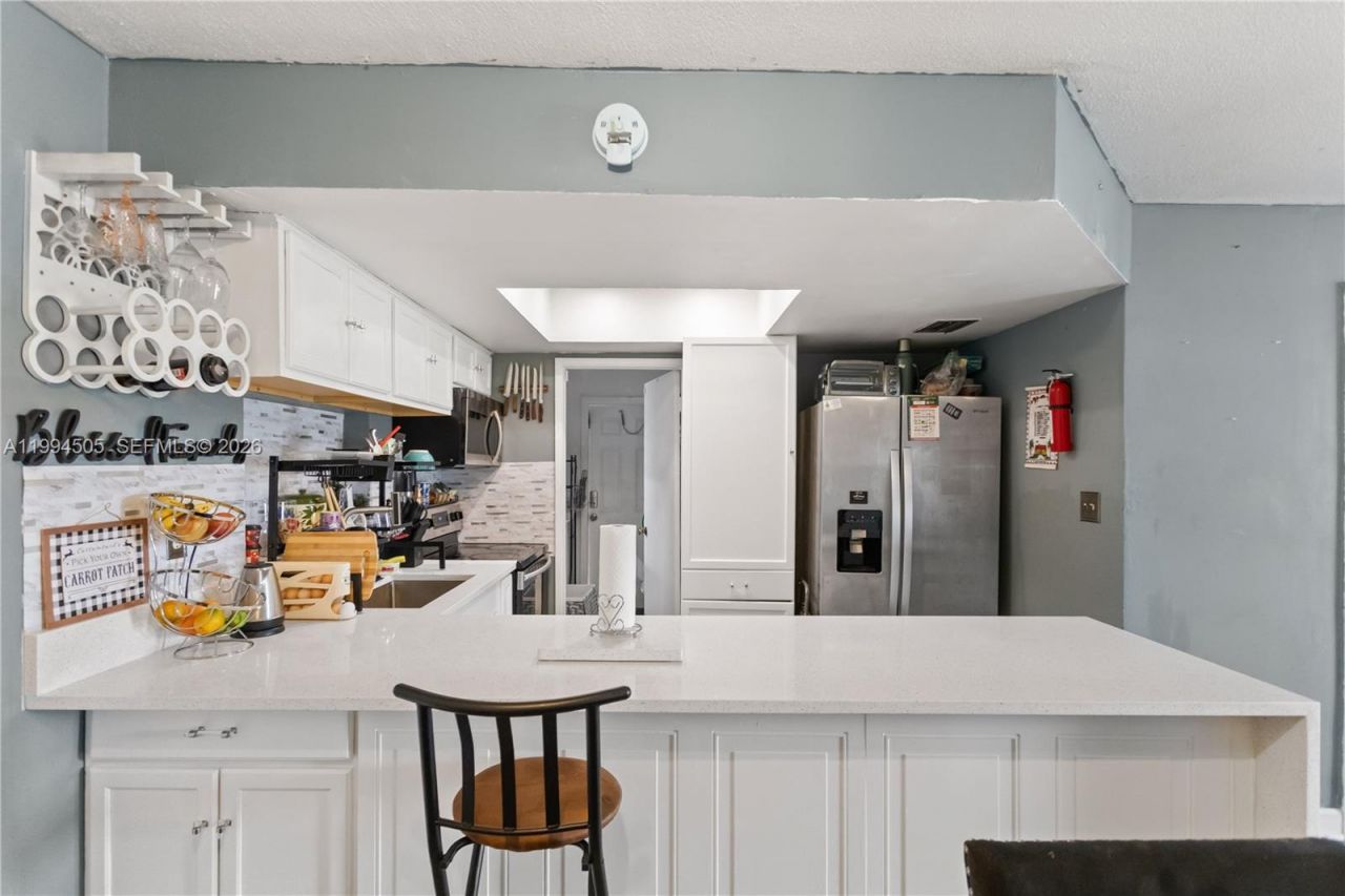 1000 NW 23rd Ter, Pompano Beach, FL 33069 Photo