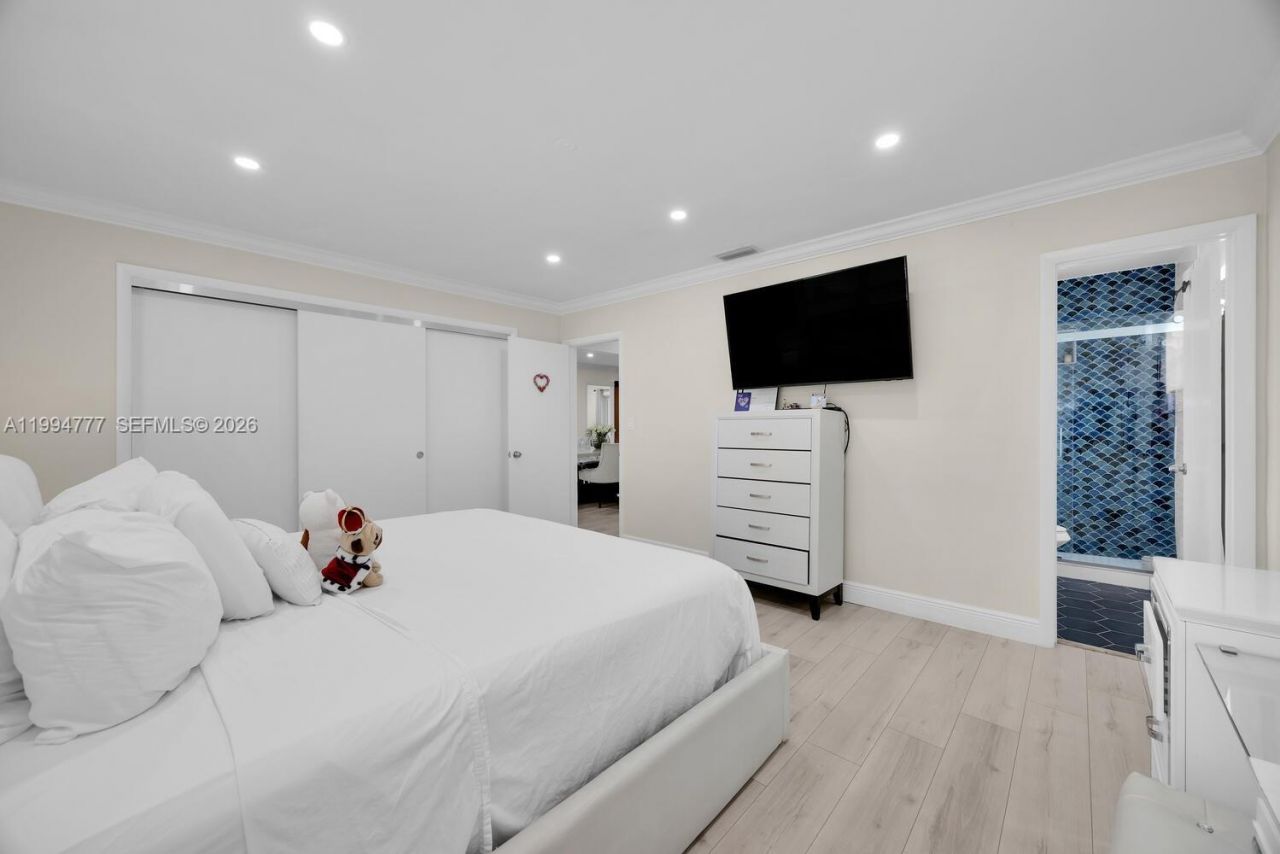 11403 SW 81st Rd, Unit -, Pinecrest, FL 33156 Photo