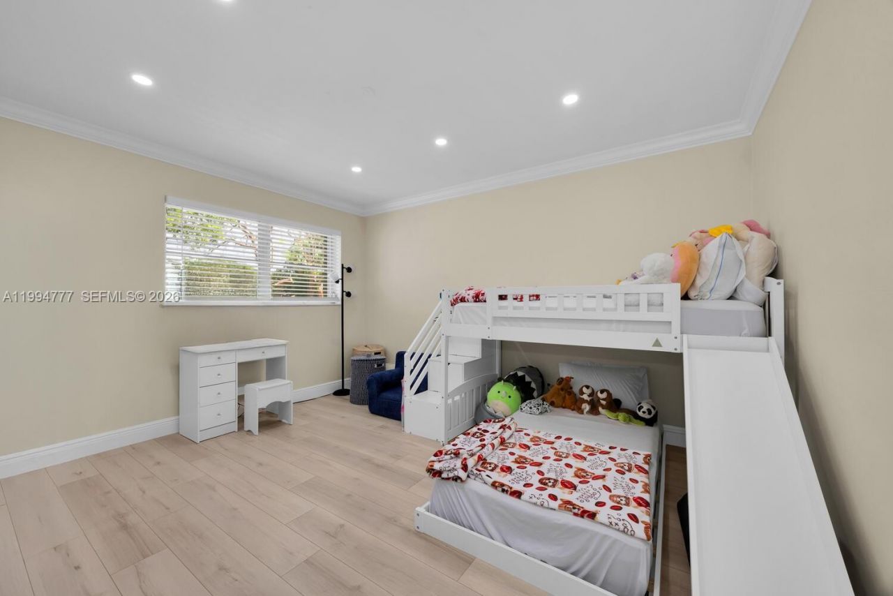 11403 SW 81st Rd, Unit -, Pinecrest, FL 33156 Photo