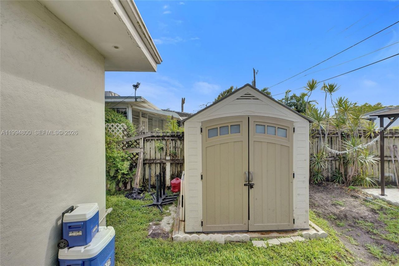 7544 Adventure Ave , North Bay Village, FL 33141 Photo