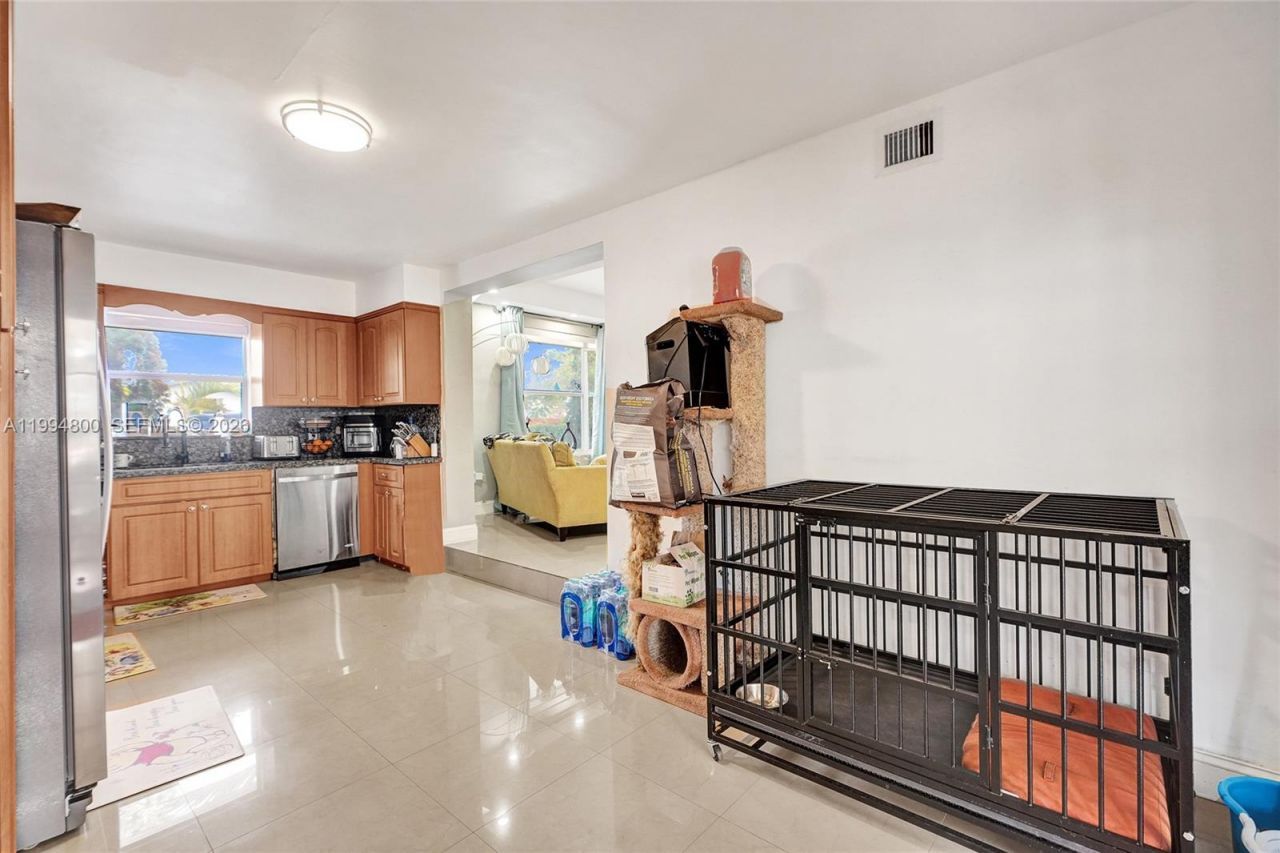 7544 Adventure Ave , North Bay Village, FL 33141 Photo