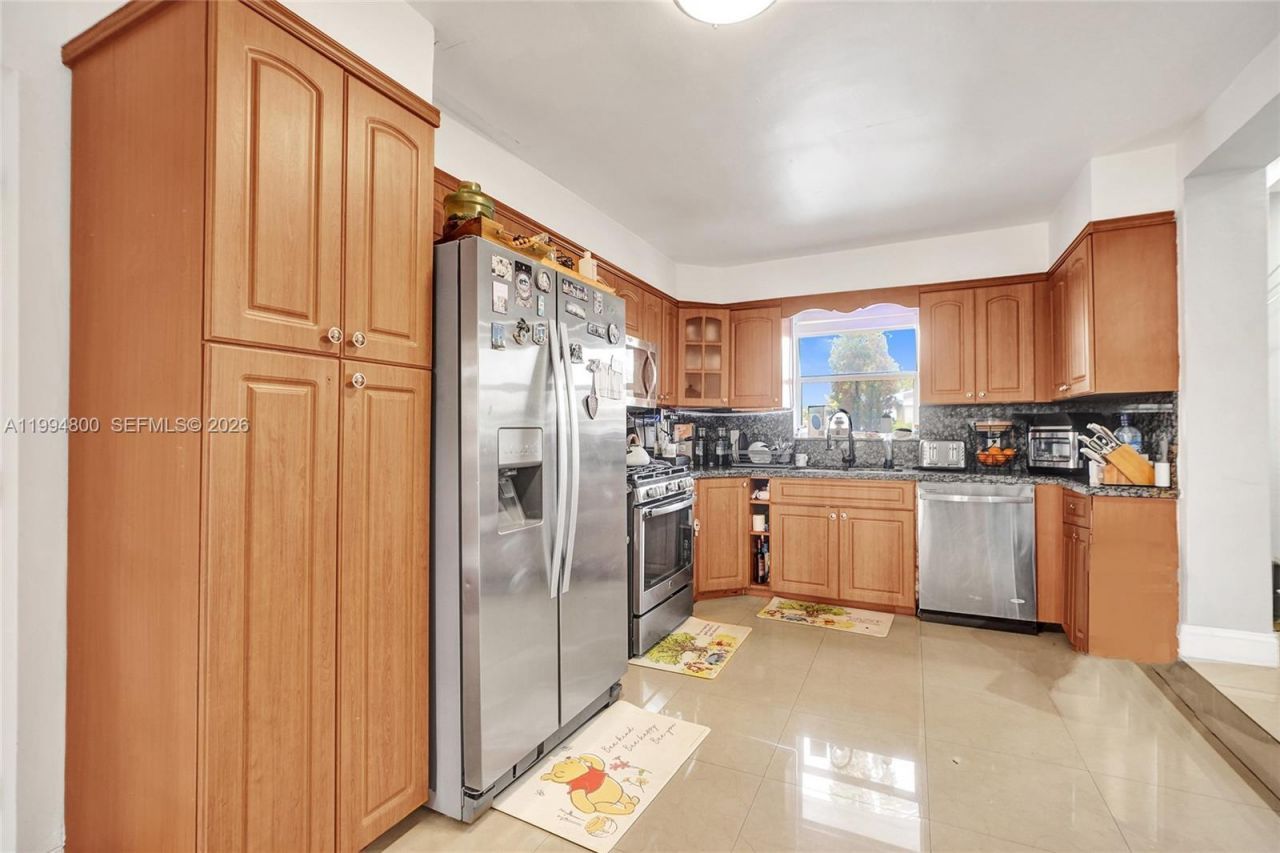 7544 Adventure Ave , North Bay Village, FL 33141 Photo