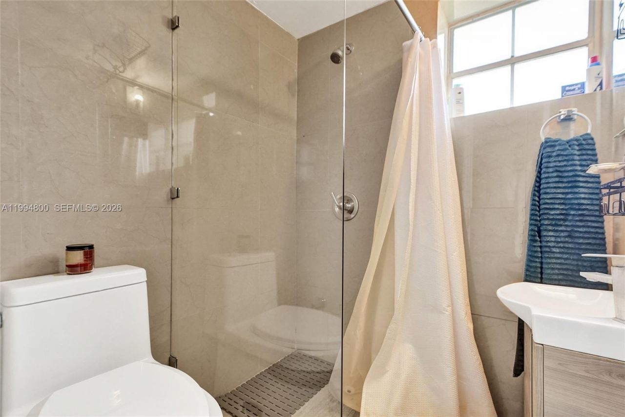 7544 Adventure Ave , North Bay Village, FL 33141 Photo