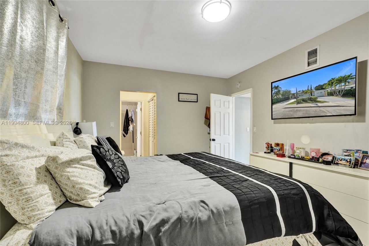 7544 Adventure Ave , North Bay Village, FL 33141 Photo